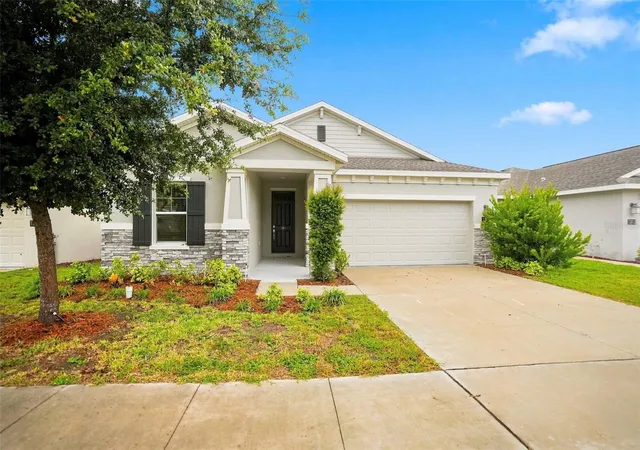 Photo 2 of Single family home for sale at 139 Pershing St, Bartow, FL 33830 | MLS# W7888143 | Listing updated on 2026-08-24