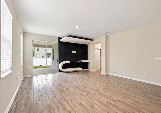 Photo 3 of Single family home for sale at 139 Pershing St, Bartow, FL 33830 | MLS# W7888143 | Listing updated on 2026-08-24