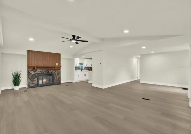 Photo 3 of Manufactured home for sale at 5801 Myrtle Ln, Tampa, FL 33625 | MLS# TB8534596 | Listing updated on 2026-09-04