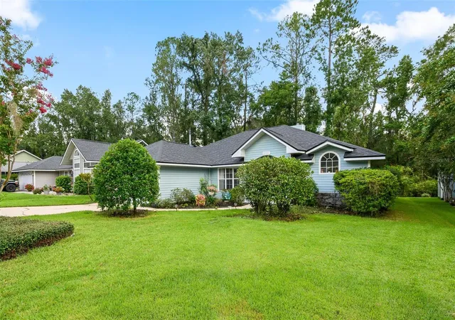 2nd image of 10001 Nw 12th Ln, Gainesville, FL 32606 | MLS# GC542378