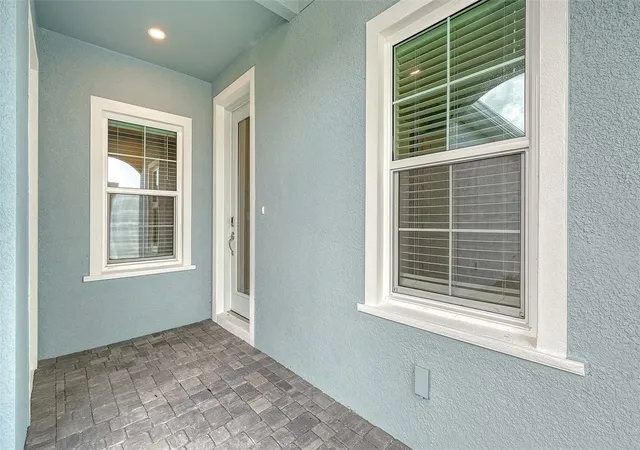 Photo 3 of Sale Pending at 2373 Blue Mahoe Ln, Sarasota, FL 34240 | MLS# A4701684 | Listing updated on 2026-08-26