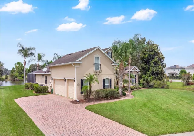 Photo 2 of Single family home for sale at 1605 Marina Lake Dr, Kissimmee, FL 34744 | MLS# S5154773 | Listing updated on 2026-09-04