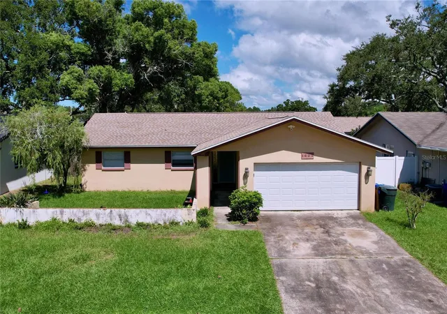 1st image of 1622 Dale Cir S, Dunedin, FL 34698 | MLS# TB8534732