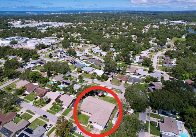 3rd image of 1622 Dale Cir S, Dunedin, FL 34698 | MLS# TB8534732