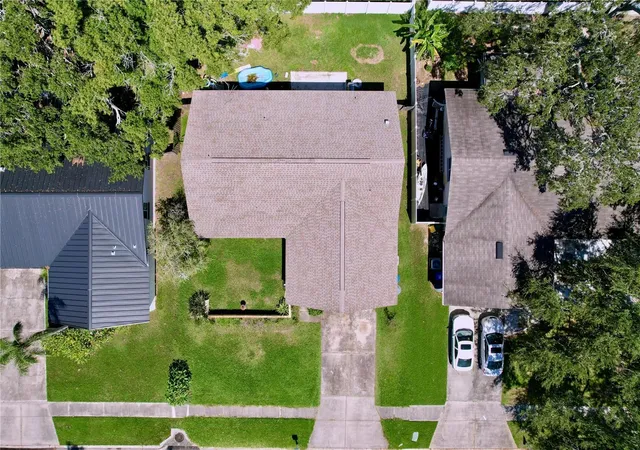 4th image of 1622 Dale Cir S, Dunedin, FL 34698 | MLS# TB8534732