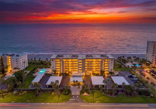 2nd image of 4325 Gulf Of Mexico Dr #402, Longboat Key, FL 34228 | MLS# A4701748