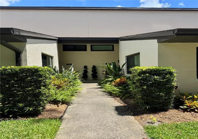 2nd image of 1637 Se Paradise Cir #205, Crystal River, FL 34429 | MLS# OM729577