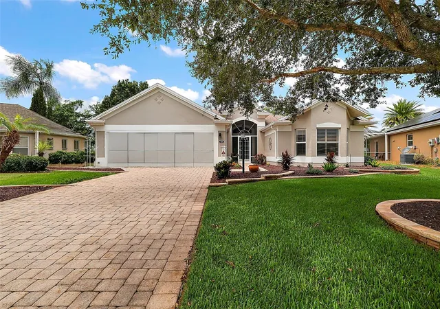 1st image of 1218 Camero Dr, Lady Lake, FL 32159 | MLS# G5115856