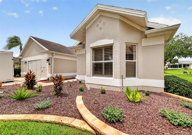 36th image of 1218 Camero Dr, Lady Lake, FL 32159 | MLS# G5115856