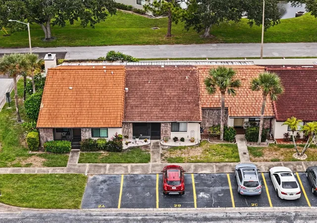 3rd image of 7360 Ulmerton Rd #2B, Largo, FL 33771 | MLS# TB8534806