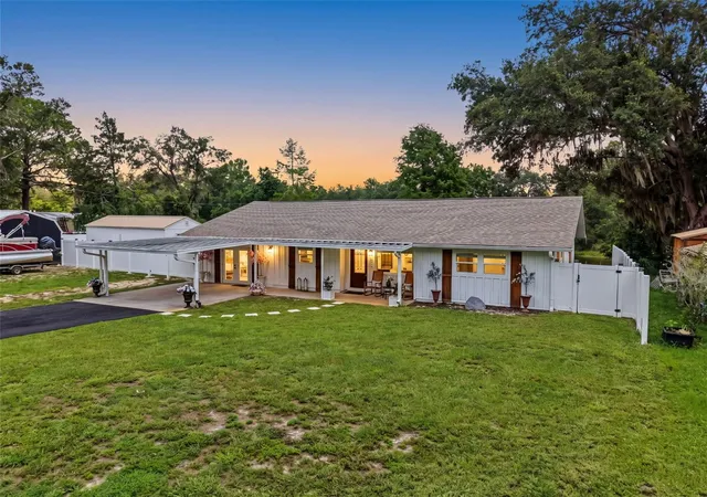 4th image of 4101 E Gloria Dr, Hernando, FL 34442 | MLS# W7888165