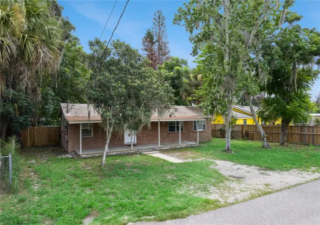 3rd image of 3625 Cochran St, Apopka, FL 32703 | MLS# O6429887