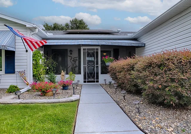 image of 1507 Gardena Ct, Lady Lake, FL 32159 | MLS# G5115869