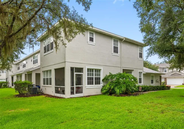 4th image of 10302 Stone Moss Ave, Tampa, FL 33647 | MLS# TB8534879