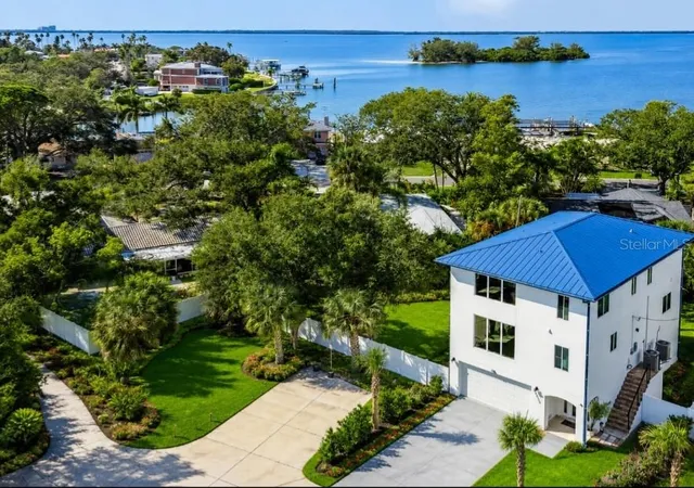 3rd image of 1956 Cedar Dr, Dunedin, FL 34698 | MLS# TB8534898