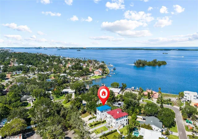 4th image of 1956 Cedar Dr, Dunedin, FL 34698 | MLS# TB8534898