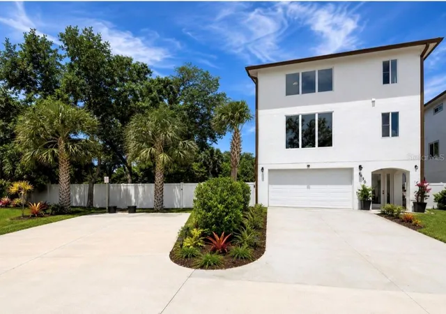 5th image of 1956 Cedar Dr, Dunedin, FL 34698 | MLS# TB8534898