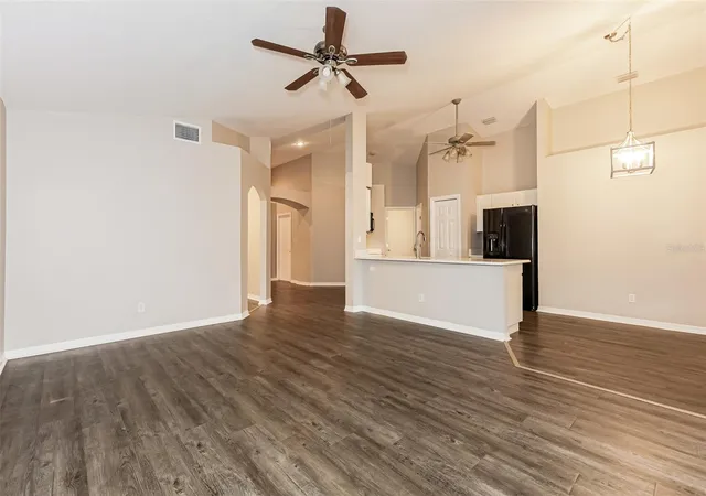 Photo 3 of Single family home for sale at 823 Rocky Mountain Ct, Valrico, FL 33594 | MLS# O6429958 | Listing updated on 2026-09-02