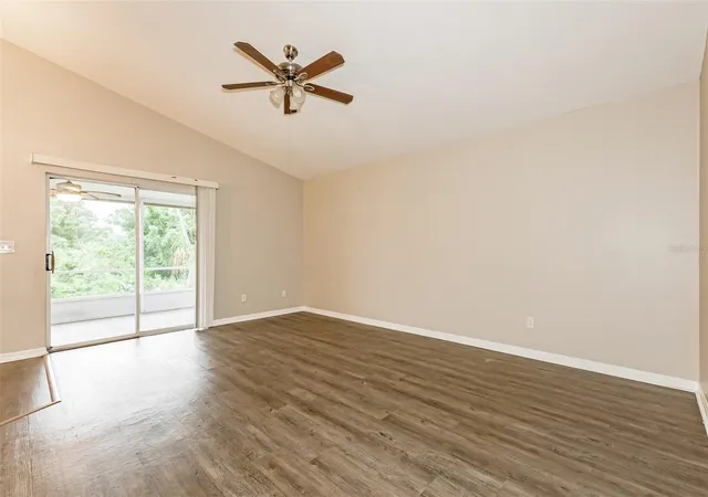 Photo 4 of Single family home for sale at 823 Rocky Mountain Ct, Valrico, FL 33594 | MLS# O6429958 | Listing updated on 2026-09-02