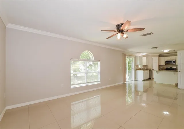 Photo 3 of Single family home for sale at 2361 Andrews Valley Dr, Kissimmee, FL 34758 | MLS# O6429963 | Listing updated on 2026-10-20