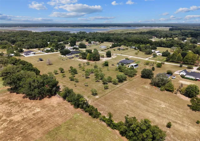 Photo 2 of Single family home for sale at 8140 Meadowlark Ct, Melrose, FL 32666 | MLS# GC542408 | Listing updated on 2026-09-04