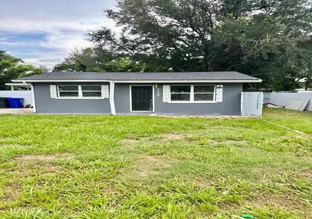 Photo 1 of Single family home for sale at 736 Hull St, Lakeland, FL 33805 | MLS# W7888187 | Listing updated on 2026-09-03