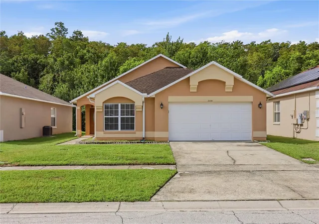 Photo 2 of Single family home for sale at 2350 Topaz Trl, Kissimmee, FL 34743 | MLS# O6429993 | Listing updated on 2026-09-22