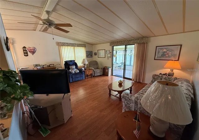 image of 1532 W Schwartz Blvd, Lady Lake, FL 32159 | MLS# G5115892