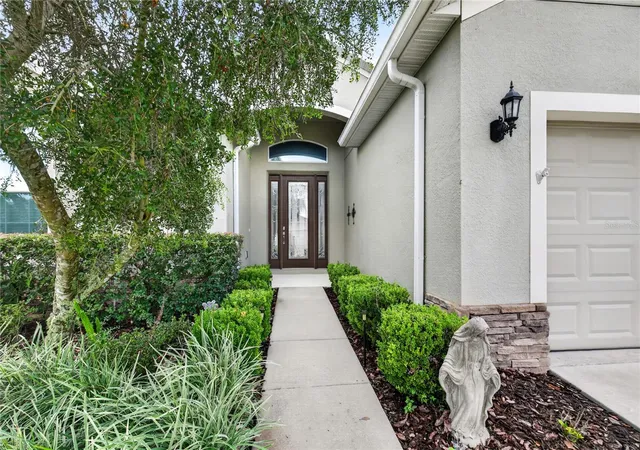 4th image of 8356 Bridgeport Bay Cir, Mount Dora, FL 32757 | MLS# G5115896