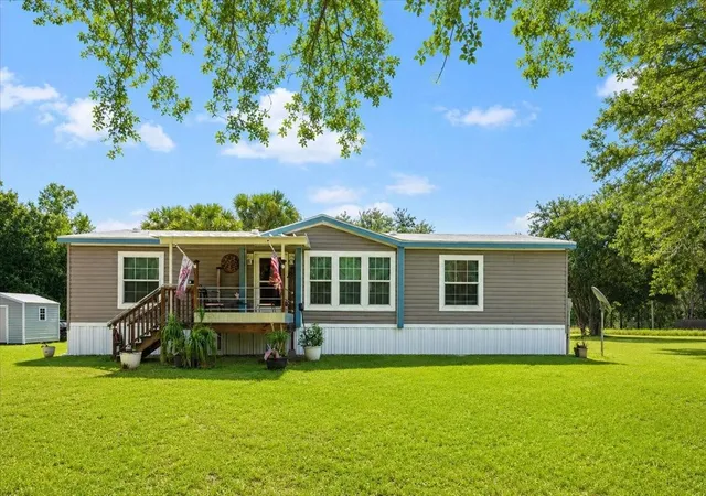 2nd image of 152 Kelly Ln, Hawthorne, FL 32640 | MLS# GC542414
