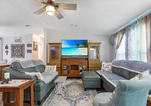 5th image of 152 Kelly Ln, Hawthorne, FL 32640 | MLS# GC542414
