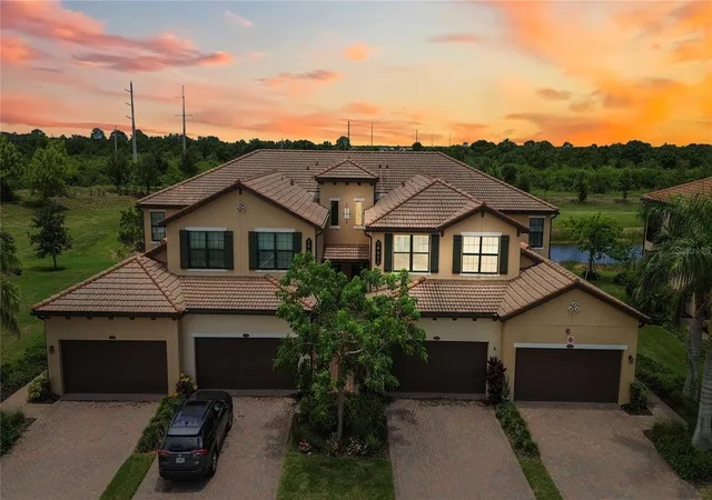Photo 2 of Condo for sale at 10821 Tarflower Dr #202, Venice, FL 34293 | MLS# D6148279 | Listing updated on 2026-09-03