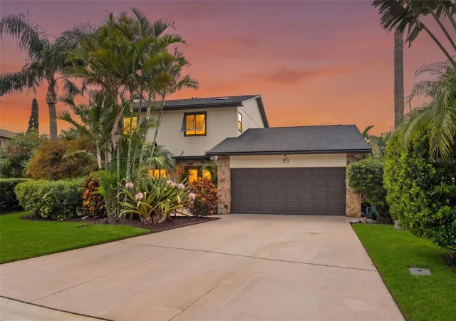 2nd image of 93 S Canal Dr, Palm Harbor, FL 34684 | MLS# TB8535022