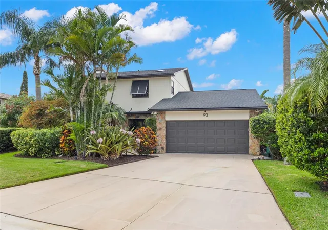 4th image of 93 S Canal Dr, Palm Harbor, FL 34684 | MLS# TB8535022