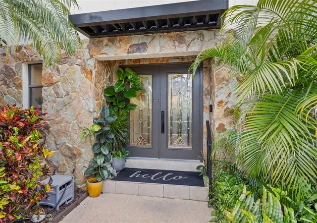 5th image of 93 S Canal Dr, Palm Harbor, FL 34684 | MLS# TB8535022