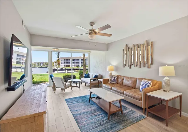 3rd image of 4340 Falmouth Dr #104, Longboat Key, FL 34228 | MLS# A4701827