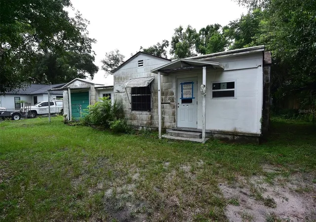 2nd image of 1422 W Humphrey St, Tampa, FL 33604 | MLS# W7888199