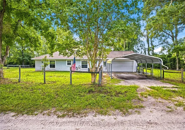 Photo 3 of Single family home for sale at 5259 SE 38th Street, Ocala, FL 34480 | MLS# OM729638 | Listing updated on 2026-08-18