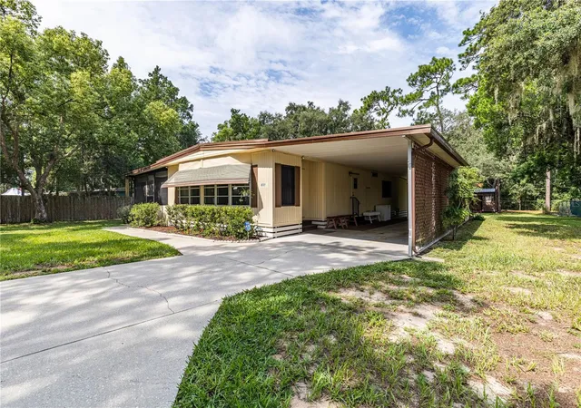 2nd image of 35737 Shelley Dr, Leesburg, FL 34788 | MLS# G5115914