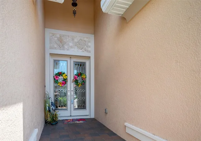 4th image of 2622 Grand Lakeside Dr, Palm Harbor, FL 34684 | MLS# TB8535123