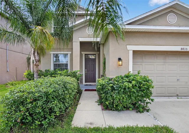 3rd image of 8435 Hunters Fork Loop, Ruskin, FL 33573 | MLS# TB8535129