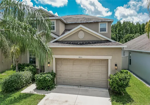 4th image of 8435 Hunters Fork Loop, Ruskin, FL 33573 | MLS# TB8535129