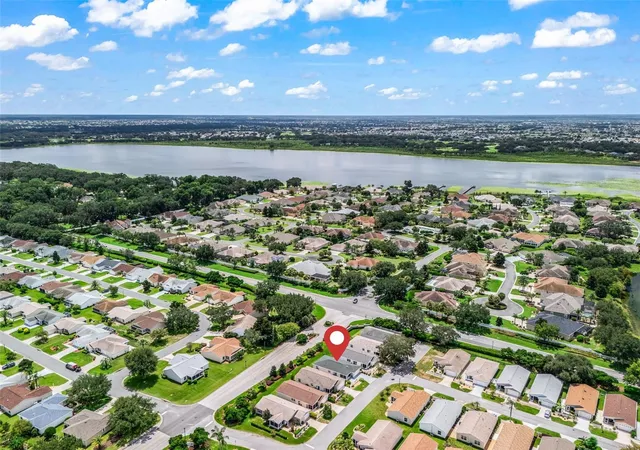 2nd image of 973 York Ter, The Villages, FL 32162 | MLS# G5115920