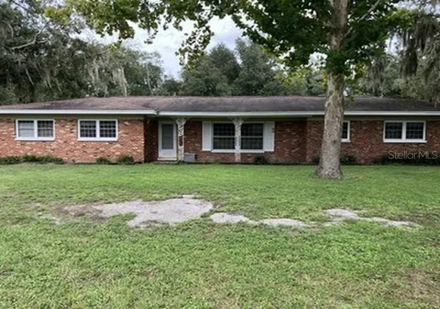 Photo 2 of Single family home for sale at 3425 Holland Dr, BRANDON, FL 33511 | MLS# TB8535149 | Listing updated on 2026-10-05