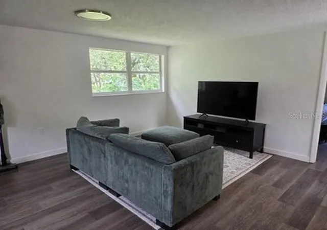 Photo 3 of Single family home for sale at 3425 Holland Dr, Brandon, FL 33511 | MLS# TB8535149 | Listing updated on 2026-10-05