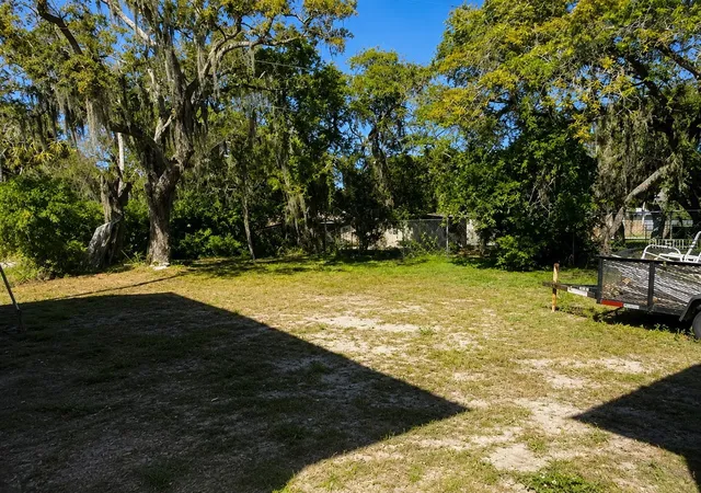 Photo 4 of House for sale at 4419 18th Avenue S, Saint Petersburg, FL 33711 | MLS# TB8535157 | Listing updated on 2026-08-20