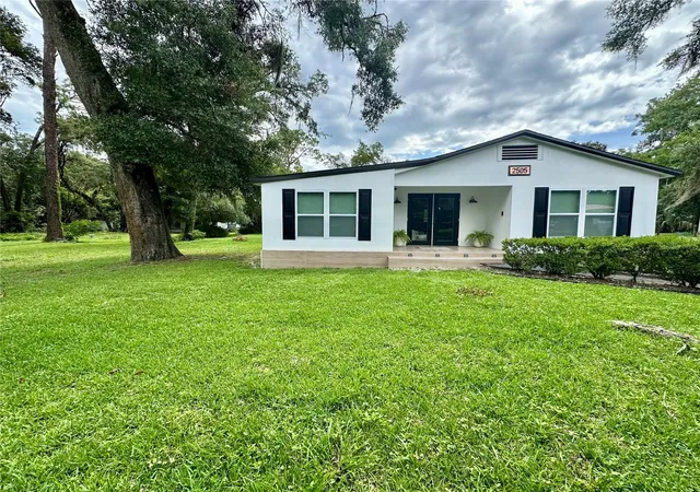 1st image of 2505 Ne 13th Ave, Ocala, FL 34470 | MLS# OM729647
