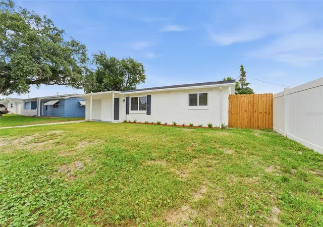 2nd image of 3306 Cantrell St, Holiday, FL 34690 | MLS# TB8535161