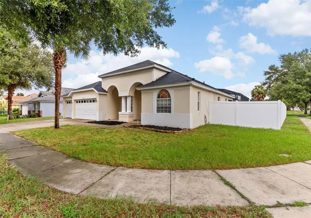 Photo 3 of Single family home for sale at 16222 Egret Hl St, Clermont, FL 34714 | MLS# O6430145 | Listing updated on 2026-08-26
