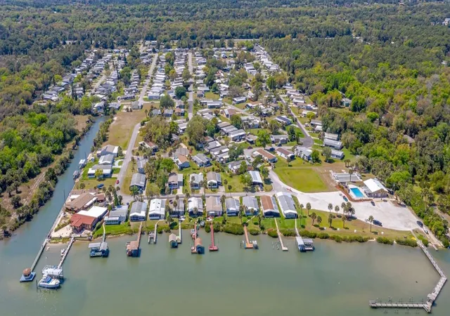25th image of 152 Red Bass Ln, Edgewater, FL 32141 | MLS# O6430146